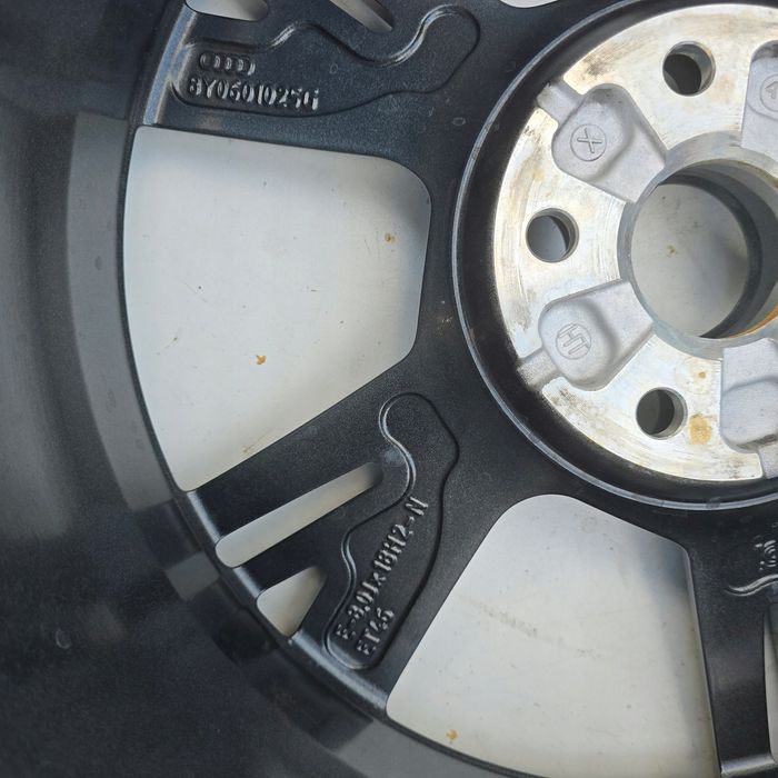 Audi A3 S3 8Y0 18'' 8.0J ET46 5X112 8Y0601025G 1X