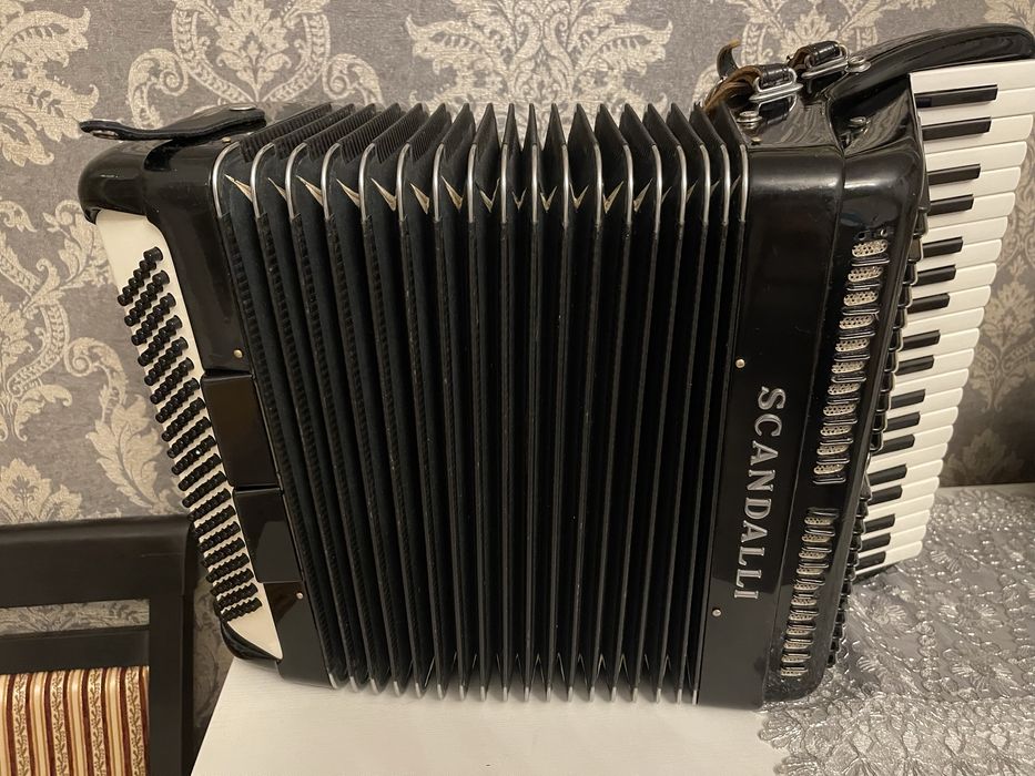 Akordeon włoski Scandalli