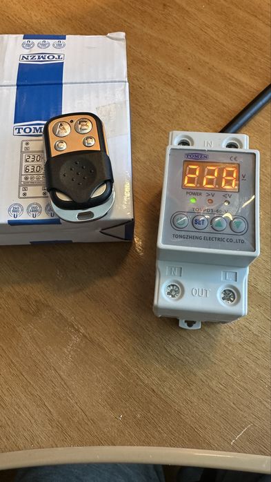 Реле напруги з пультом напряжения 3фази під зелений тариф