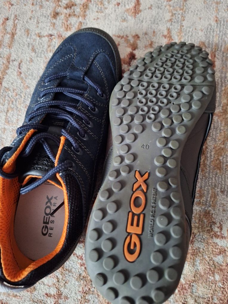 Tenis Geox azuis 40