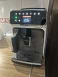 Ekspres do kawy Philips latte Go seria 4300