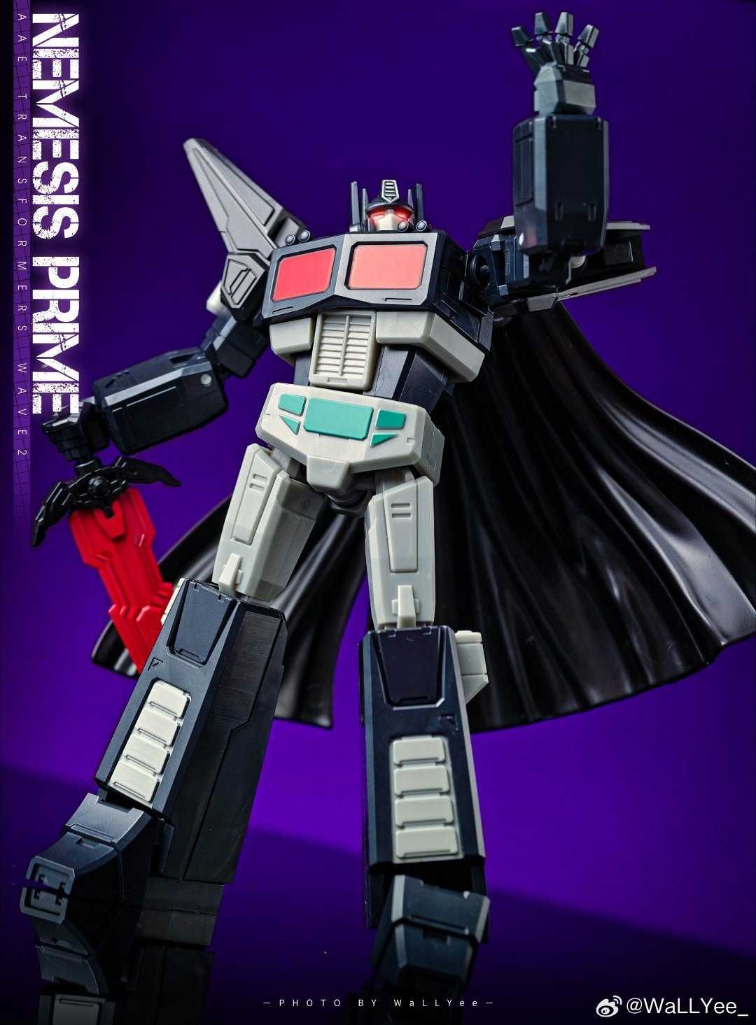Auldey Transformers Optimus Prime (Nemesis) Figura de Ação