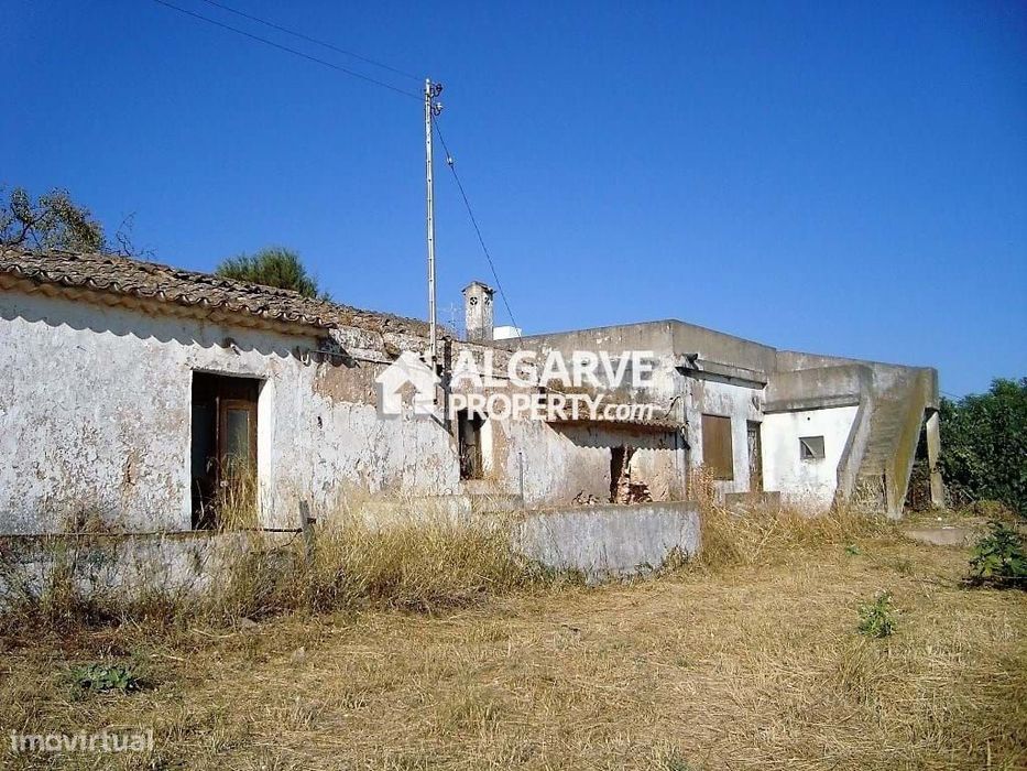 LOULÉ - Lote de terreno com VISTA MAR.