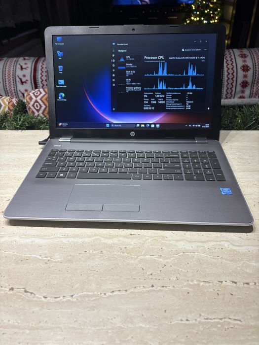 Laptop HP 250 G6 Intel N4200/8GB DDR3/SSD 256GB/Win 11 Pro