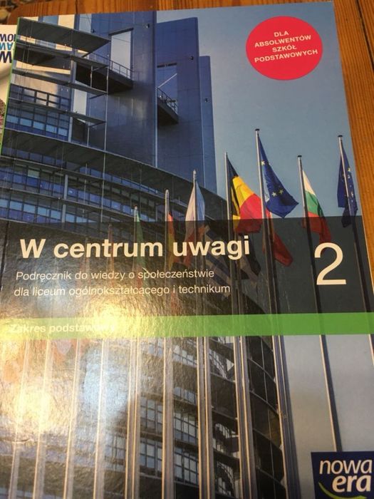 W centrum uwagi 2 / wiedza o społeczeństwie / nowa era