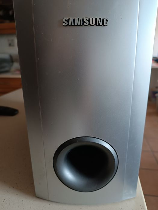 Subwoofer  , nunca foi usado , como novo