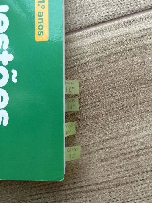 Livro de Questões de Exame Resolvidas - Biologia e Geologia (19/20)