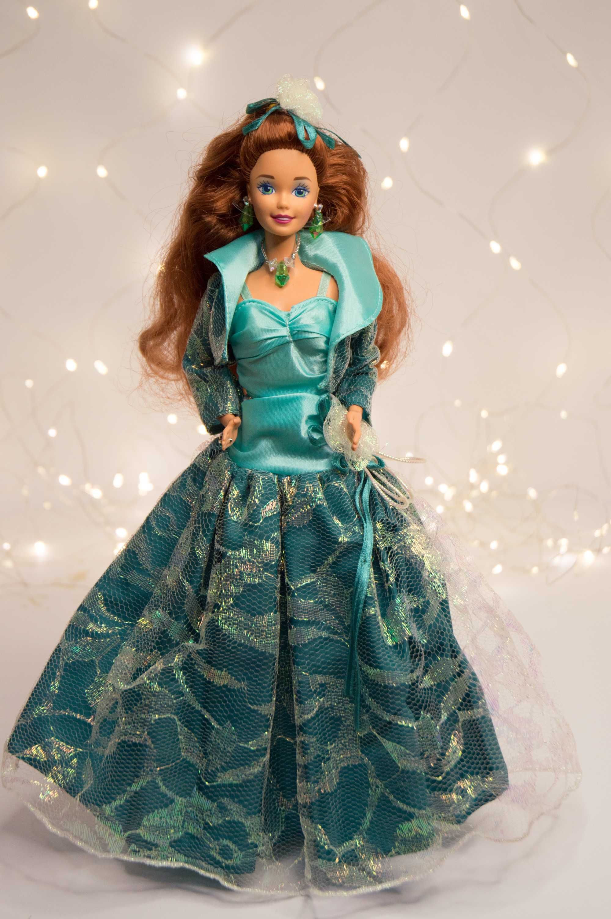 Вінтажні ляльки Barbie 90-х років у розкішних сукнях кукла барби