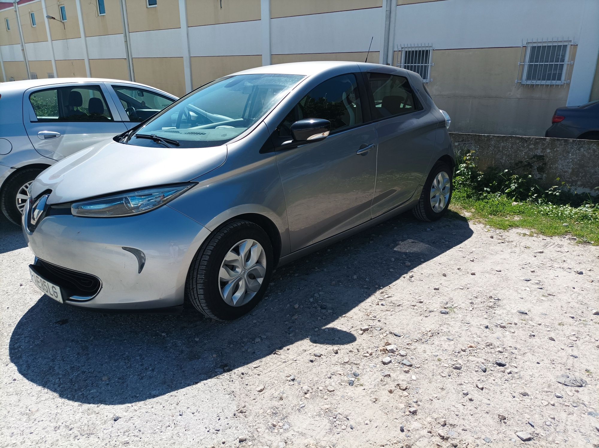 Renault zoe 22 kWh 2016 bateria própria ( com comprovativo RCI bank)