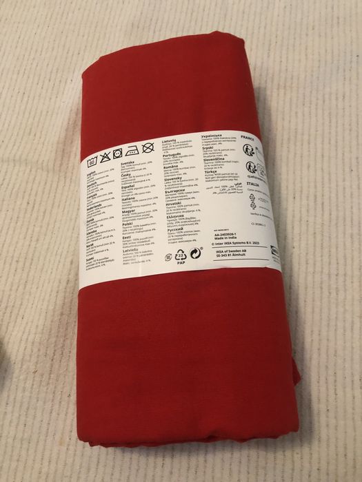 Toalha de mesa. Vermelha