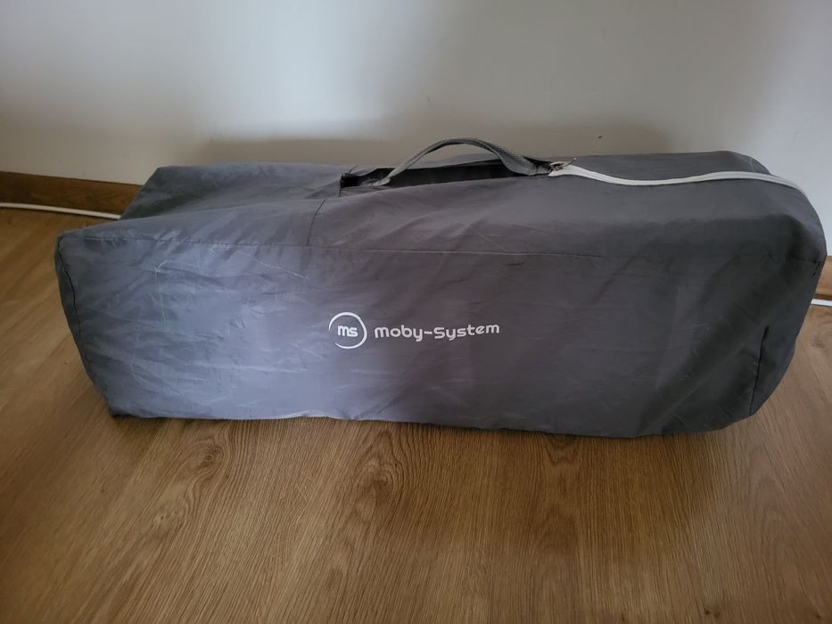 Łóżeczko turystyczne moby-system dwupoziomowe
