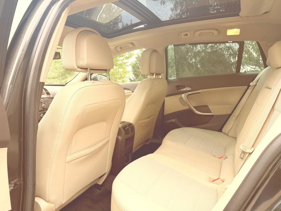 Opel Insignia Sports Tourer 2.0 Cosmo Excelente Estado