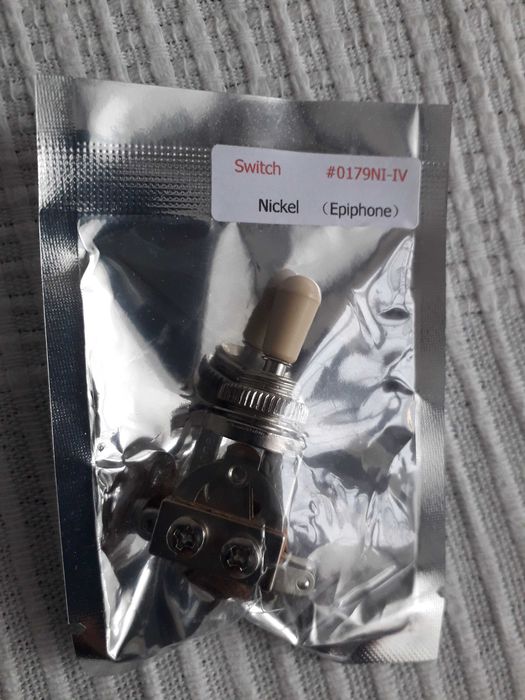 Trójdrożny przełącznik do gitary, kolor gałki czarny lub kość słoniowa