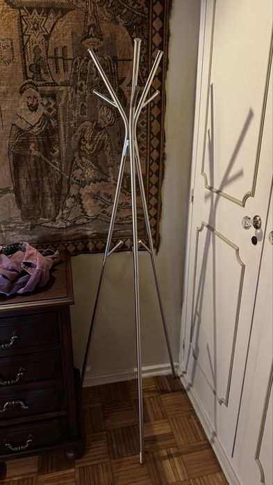 Bengaleiro metálico