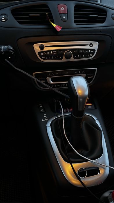 Renault Scenic lll 2010 год АКПП