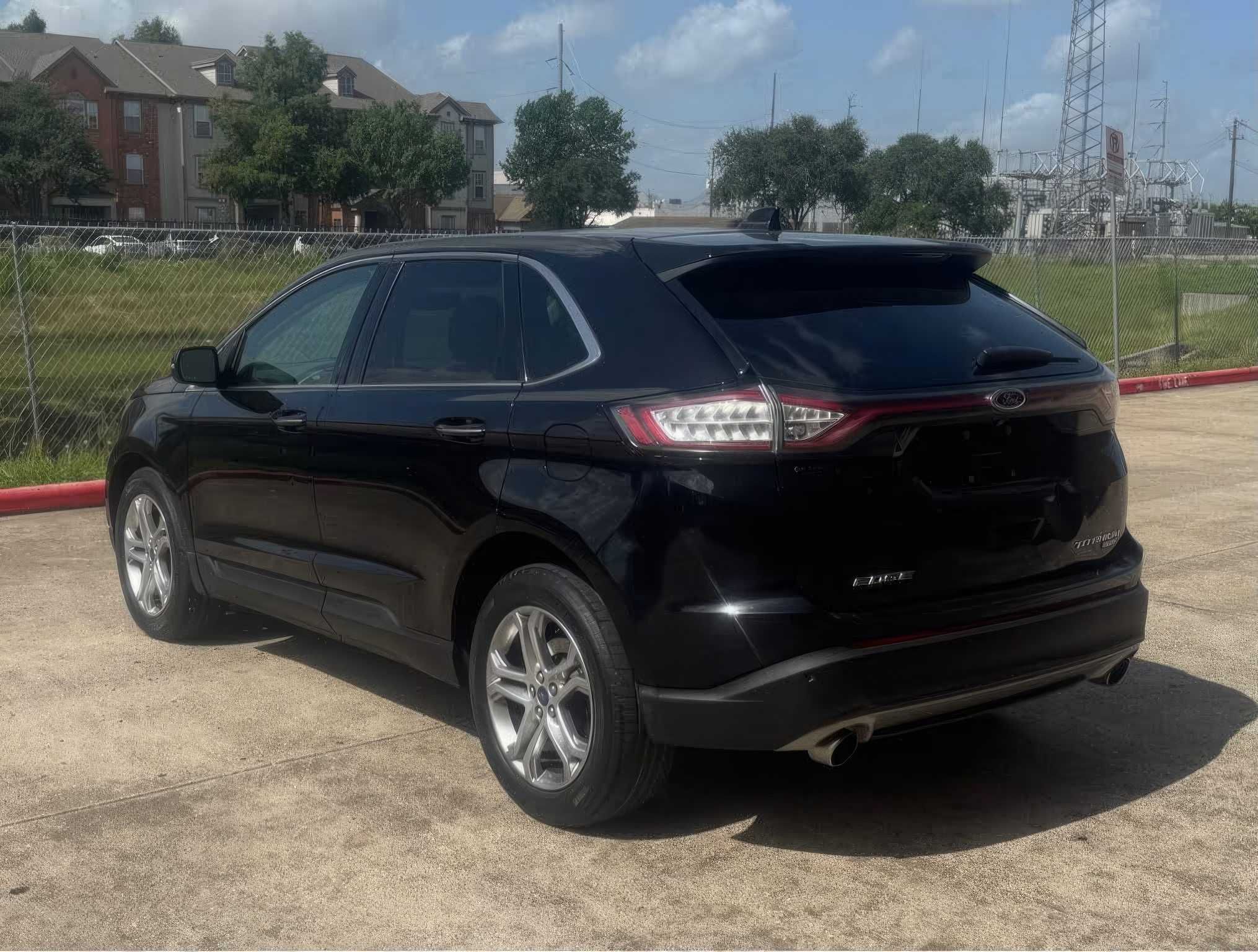 2017 Ford Edge Titanium