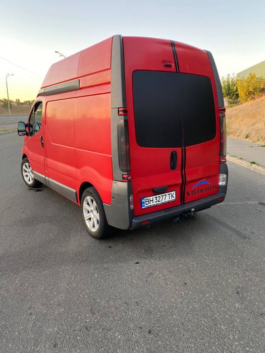 Opel Vivaro груз