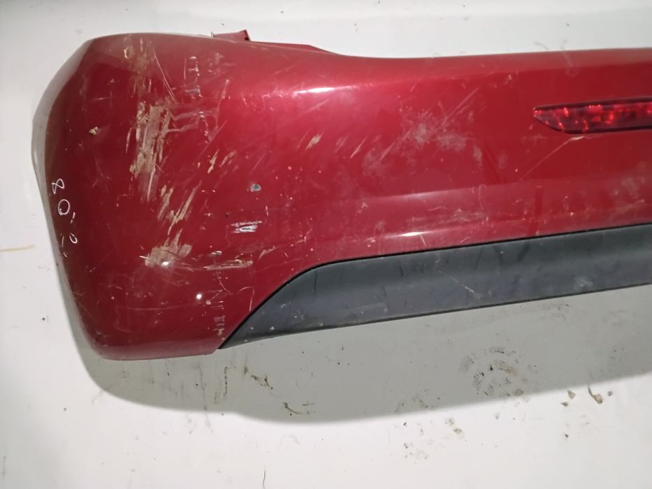 Parachoques peugeot 208