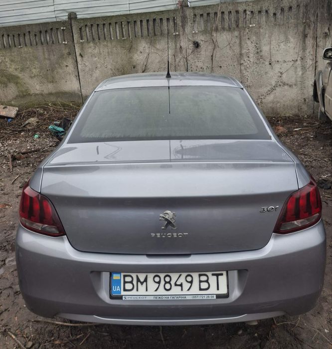 Peugeot 301 багажник двери 2019