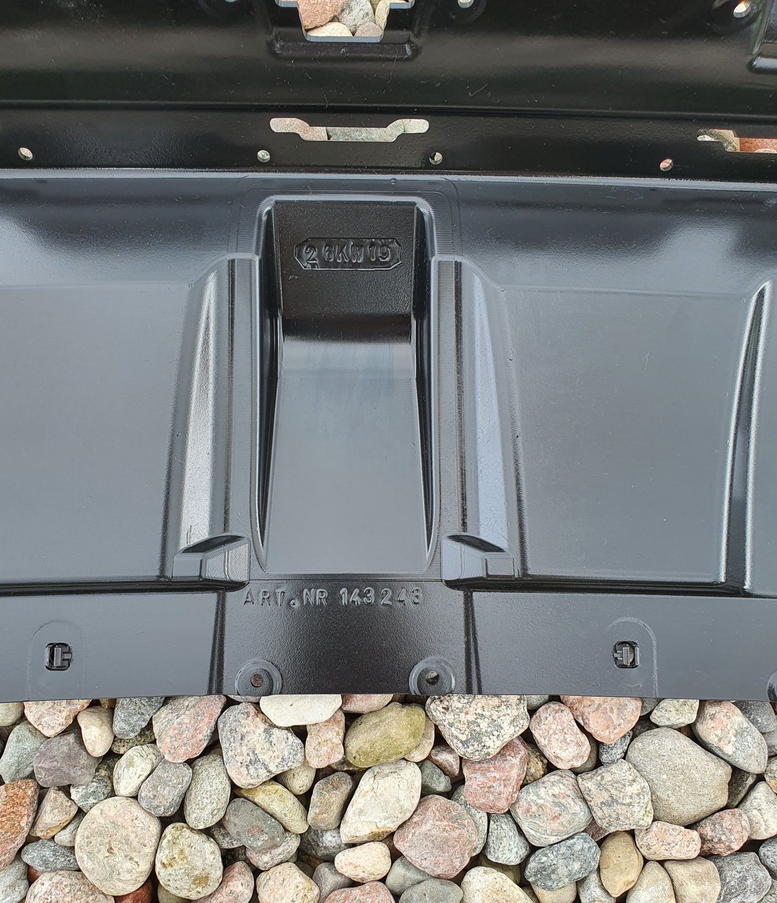 Osłona pod zderzak przedni do VW AMAROK