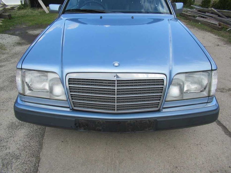 mercedes W124 COUPE CABRIO E-KLASA maska