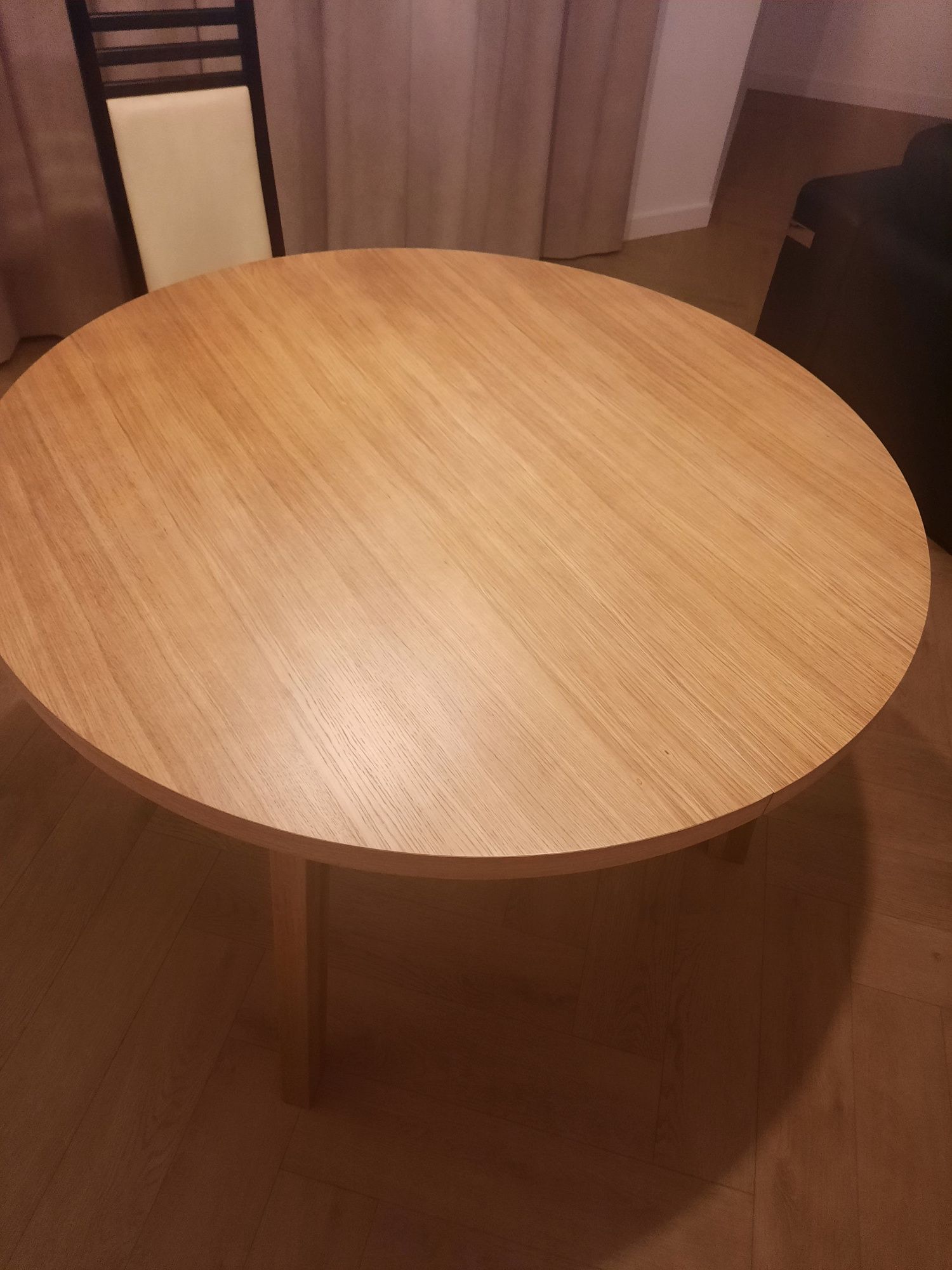 Stól nowy Paged 115cm