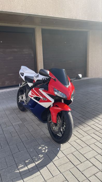 Honda CBR 1000 RR FIREBLADE