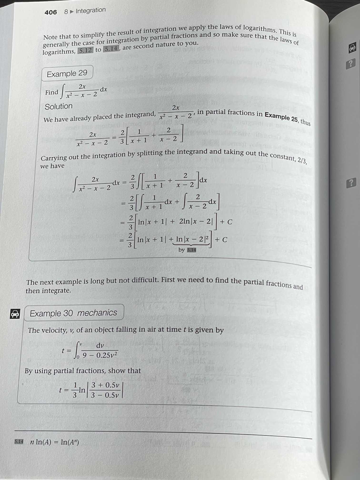 Livro Engineering Mathematics Through Applications