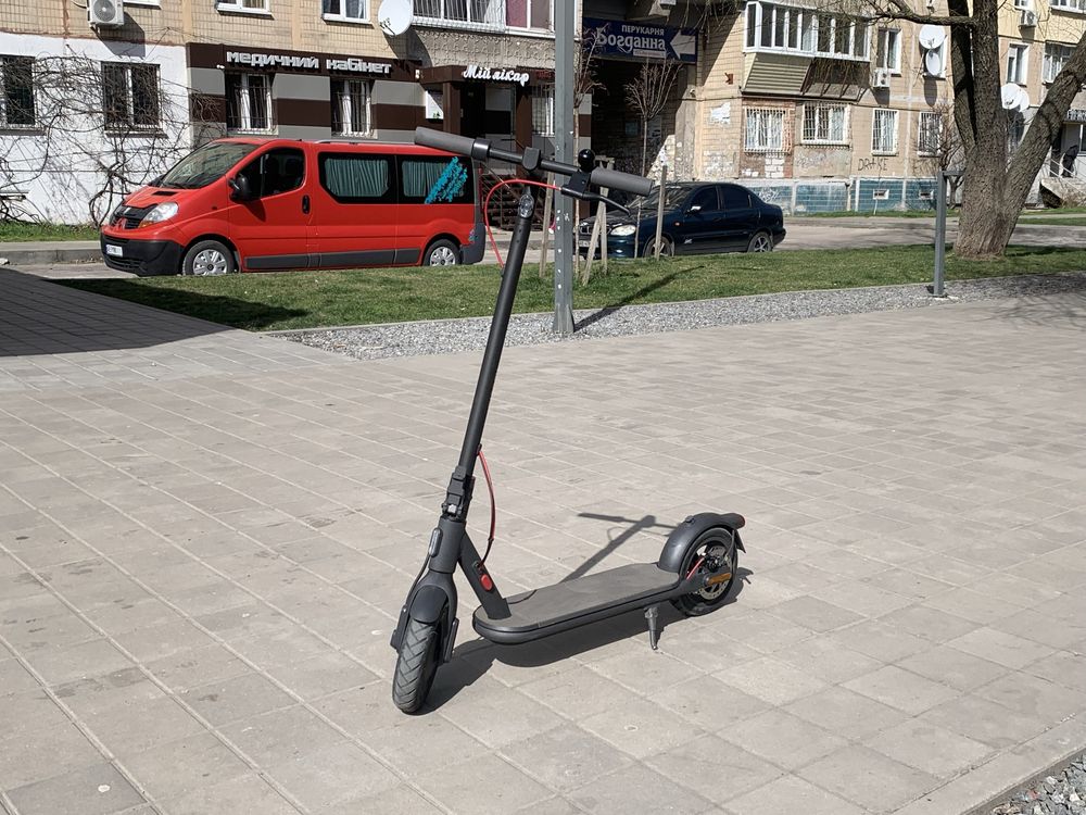 Xiaomi Electric Scooter 4 с гарантией