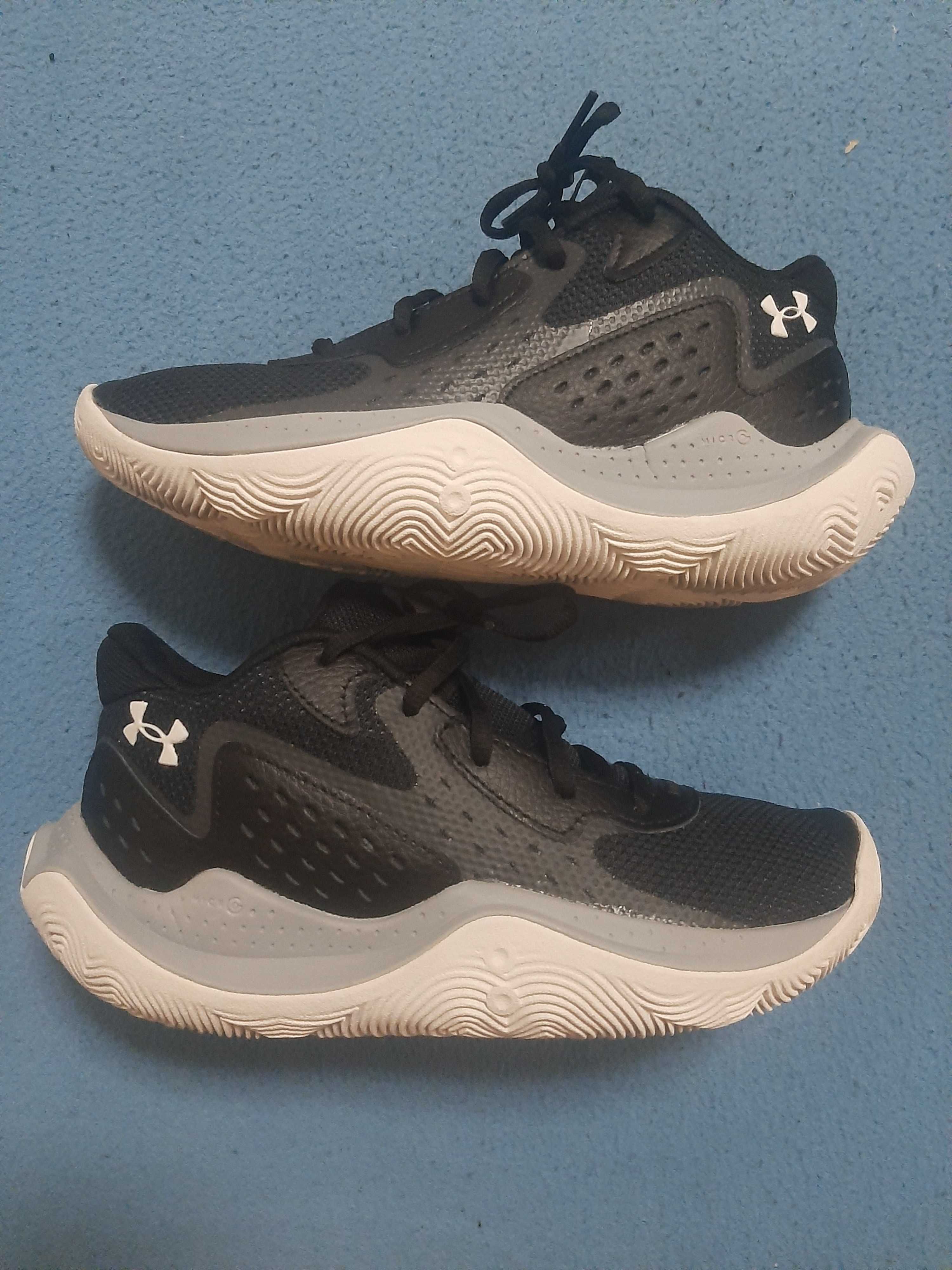 Sapatilhas Under Armour Jet'23