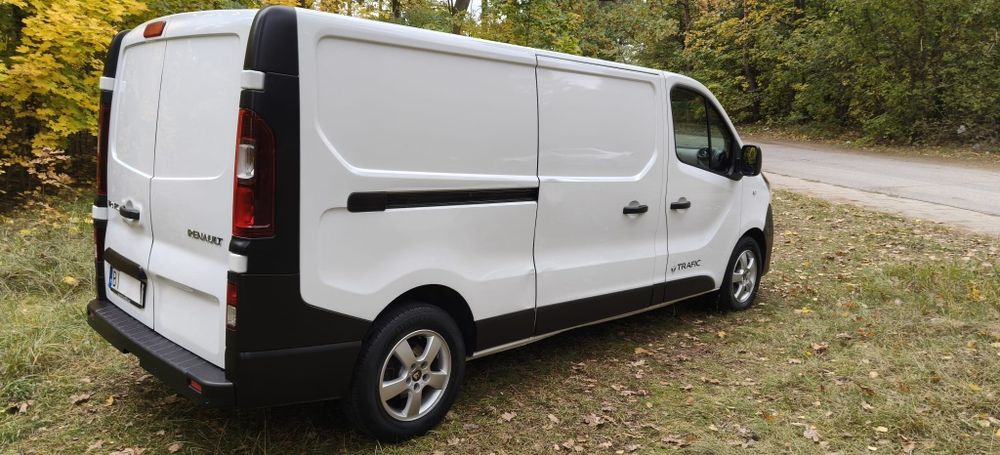 Renault Trafic Long  Bogate Wyposażenie