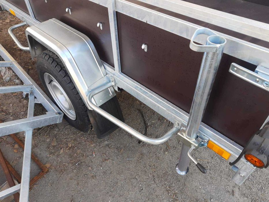 Причіп  бортовий 2500х1500.  Прицеп.