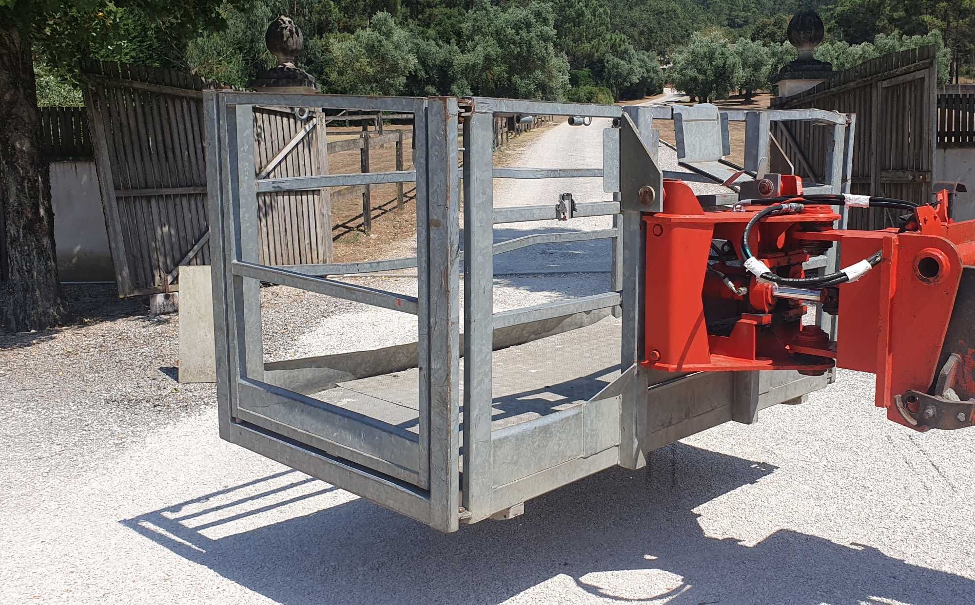 Manitou Telescópico Cesta Hidráulica