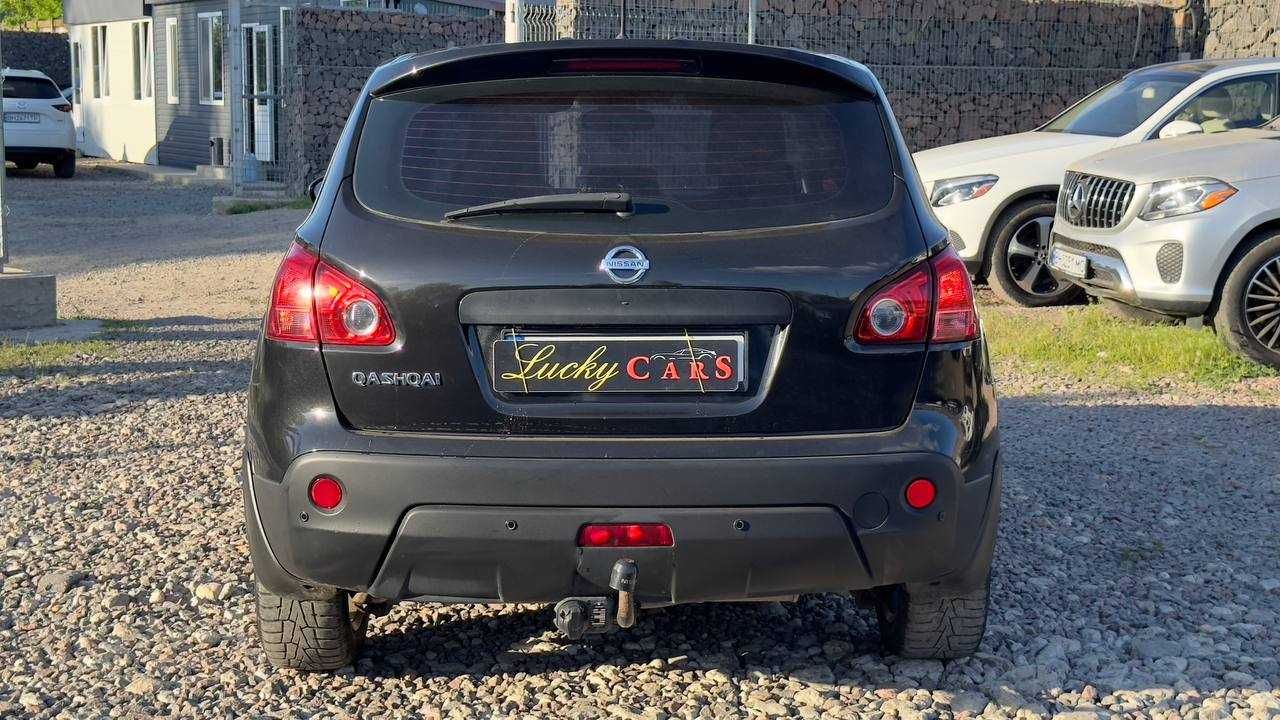 Авто Nissan Qashqai 2008