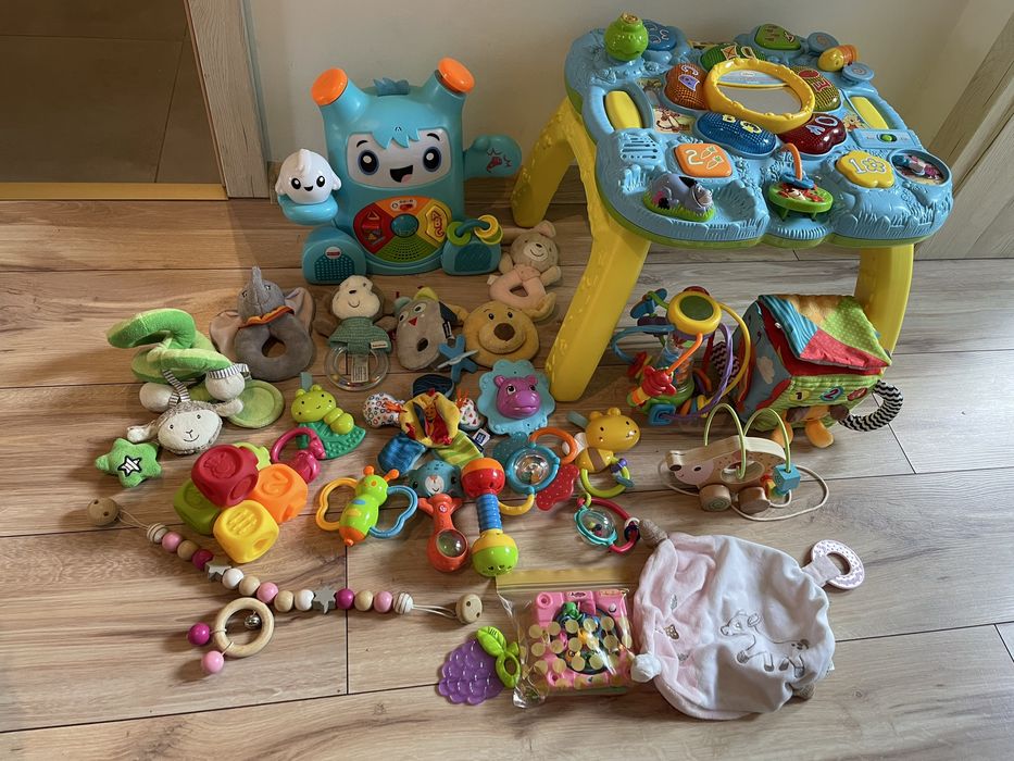 Zestaw zabawek dla dziecka