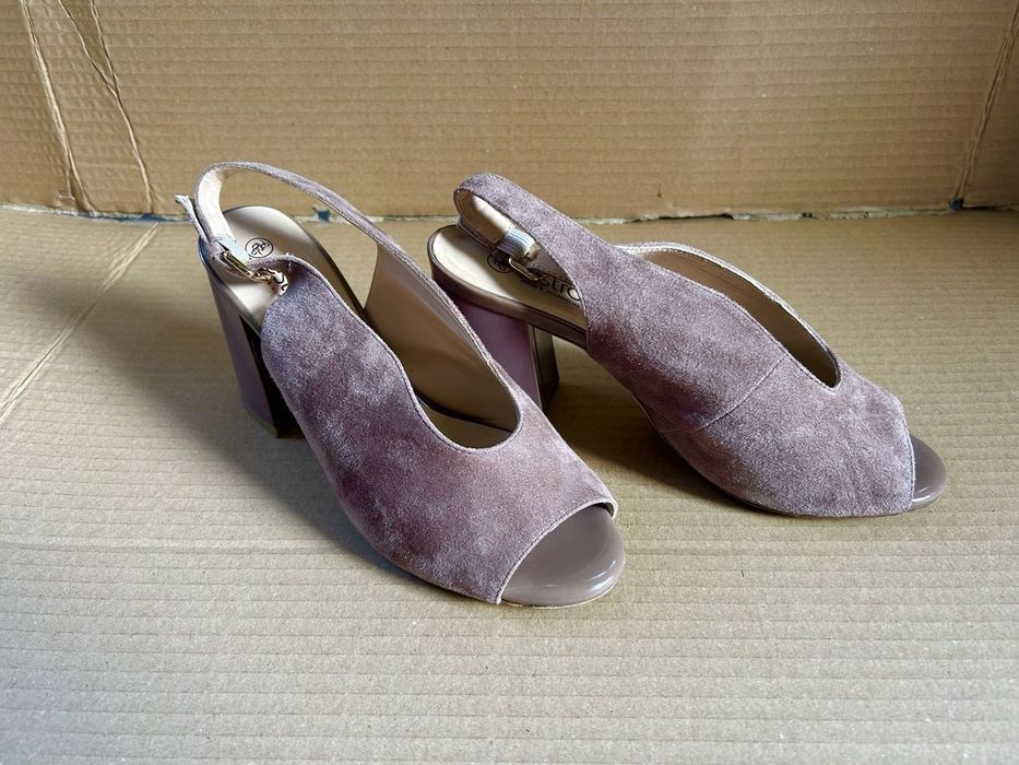 Босоніжки estro замша