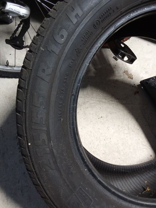 Opony Zimowe Semprrit 215/55R16 4szt