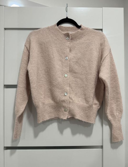 Кардиган з вовною Reserved