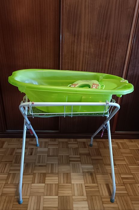 Banheira para bebé com suporte + redutor