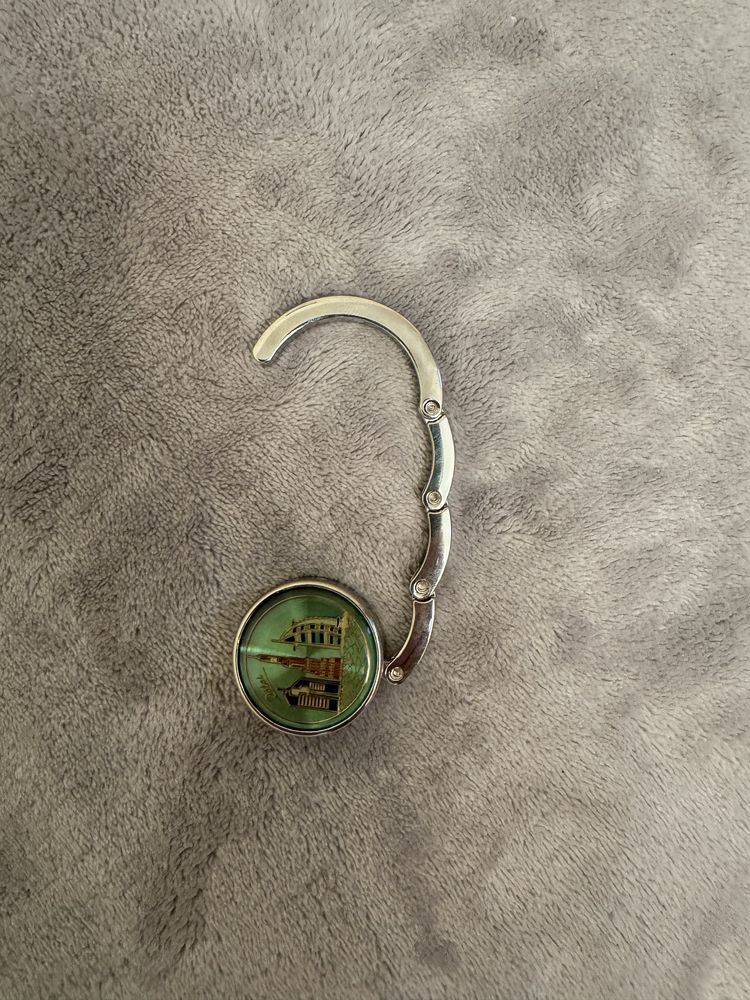 Продам зажим для сумки