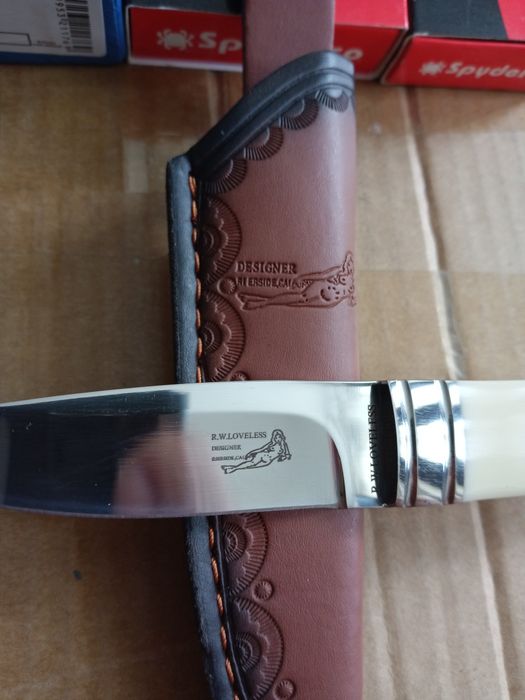 Nóż Biała noc. r. w. loveless marmur m390