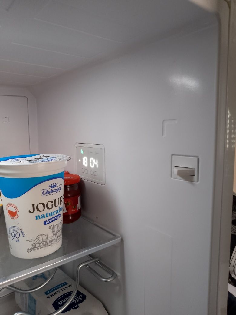 Lodówka Sharp nowa