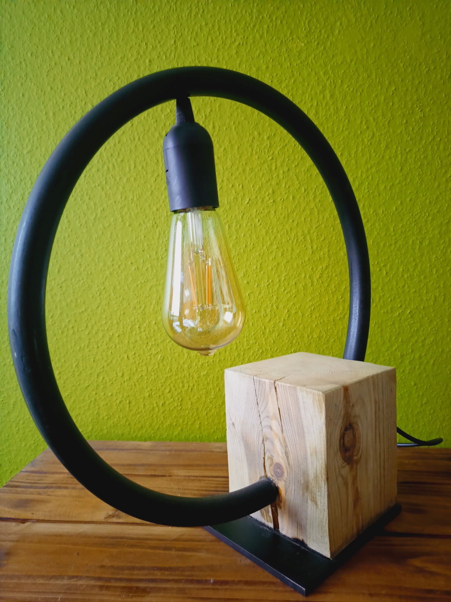 Lampa stojąca KM art