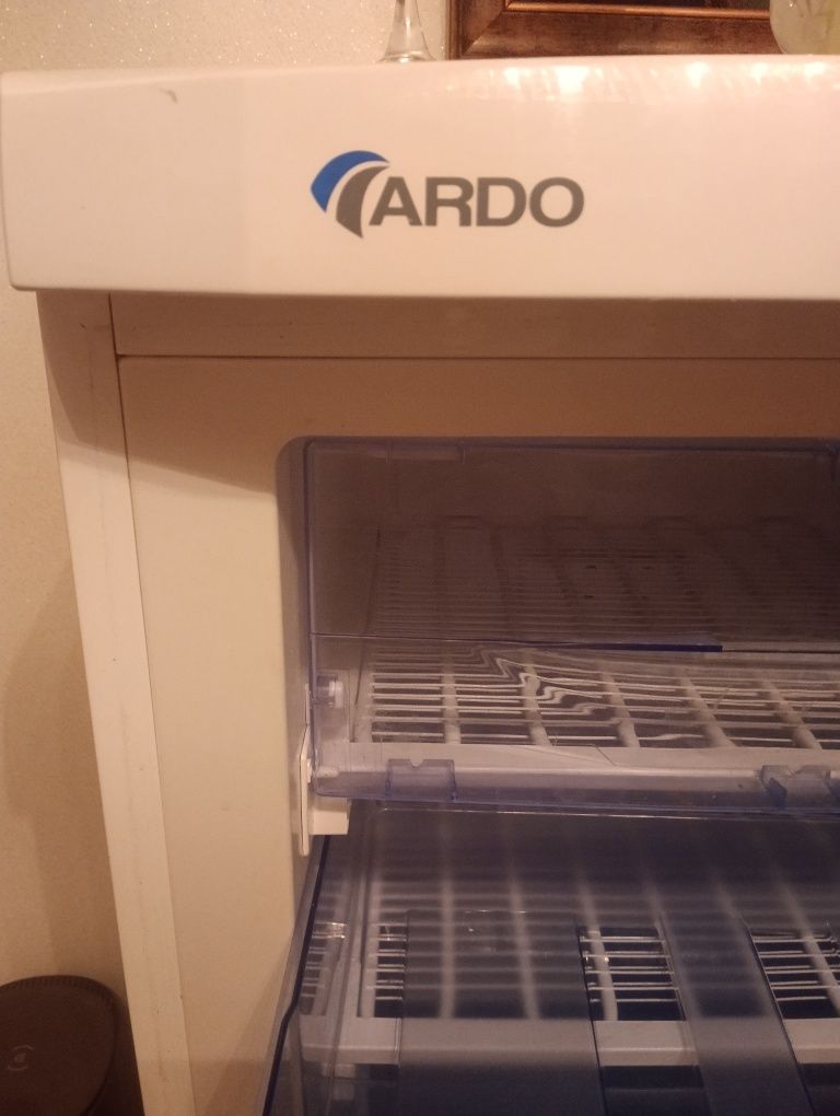 Продам морозильну камеру ARDO