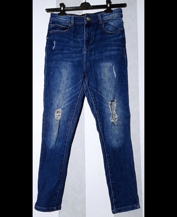 Spodnie dżinsowe granatowe niebieskie z rozdarciami Mohito denim M