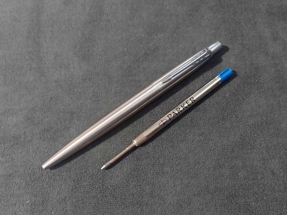 Długopis Parker Jotter Stalowy Matowy CT + zapasowy wkład