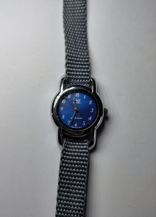 Stary damski zegarek na rękę