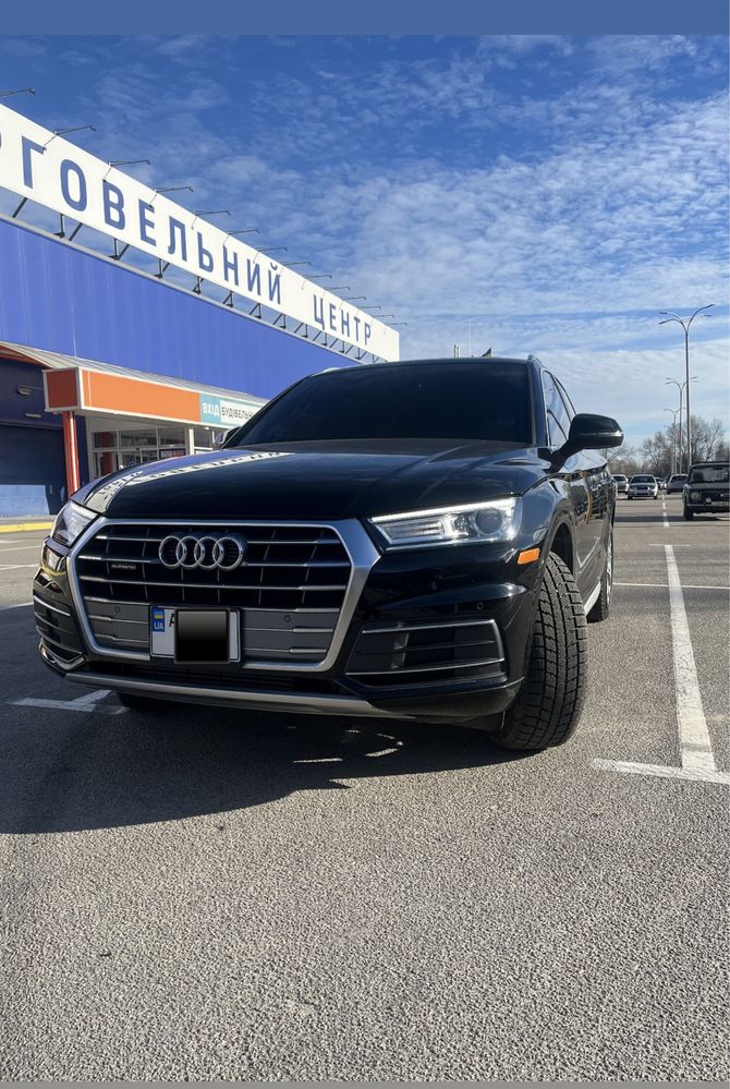 Продам Audi Q5 2019