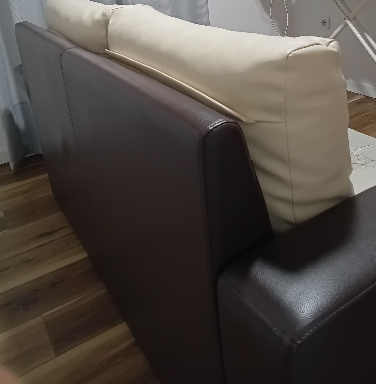 Sofá de 2 lugares