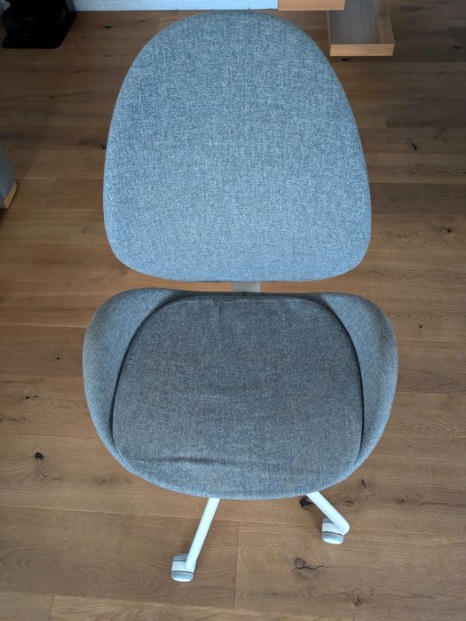 Krzesło biurowe Ikea HATTEFJÄLL bez podłokietników szare 305.389.71